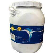 Bột hóa chất clorua vôi khử trùng Chlorine 70% Blea-Ji Cá heo Trung Quốc (Thùng 50 kg)