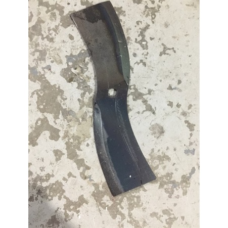 Dao thái cỏ máy 3 chân bé lỗ vuông