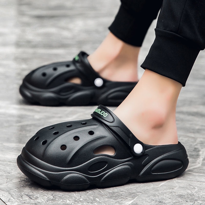 Dép Sandal Q Đục Lỗ Thoáng Khí Mềm Mại Chống Mài Mòn Thời Trang Đi Biển Mùa Hè Cho Nam Và Nữ