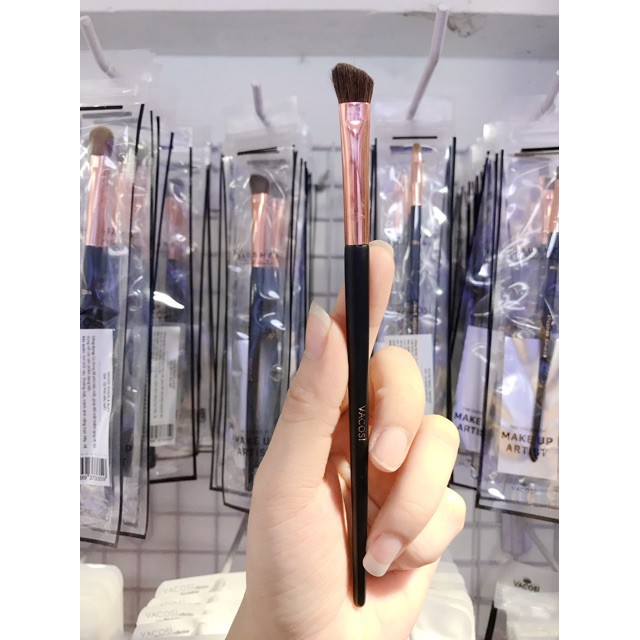 CỌ TẠO KHỐI BỘT SỐNG MŨI VACOSI ANGLED SHADING BRUSH - N01