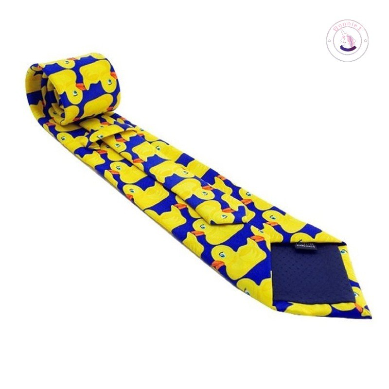 Cà vạt hình chú vịt vàng trong phim How I Met Your Mother của Barney Stinson