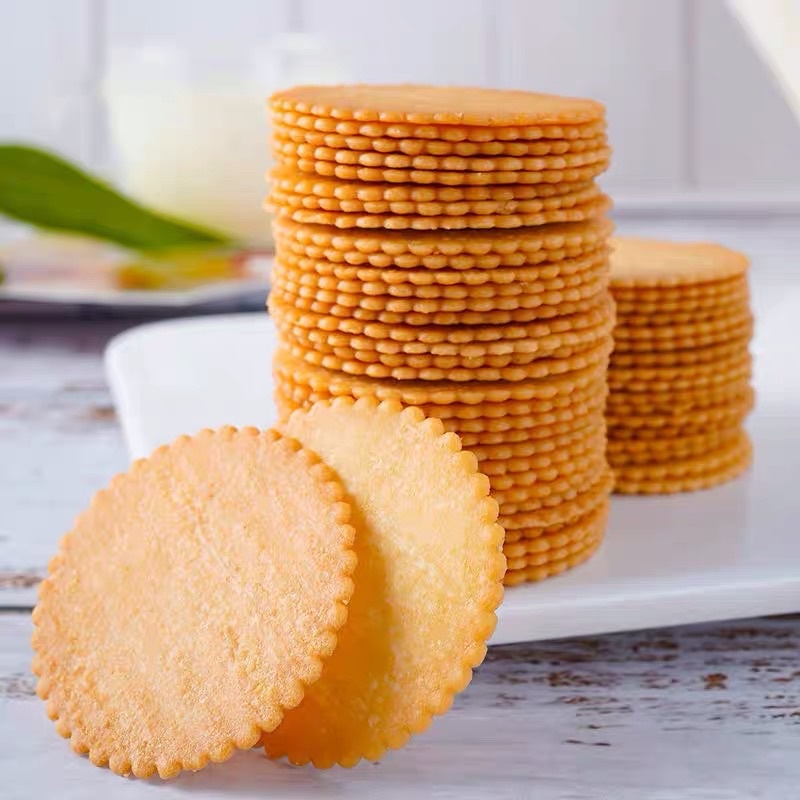 [SẴN DATE MỚI] 1KG Bánh Quy Mặn Đồng Tiên Loại Ngon - Bánh Qui Tròn Siêu Mỏng Thơm Béo, Đồ Ăn Sáng Nhẹ Nhàng Dinh Dưỡng