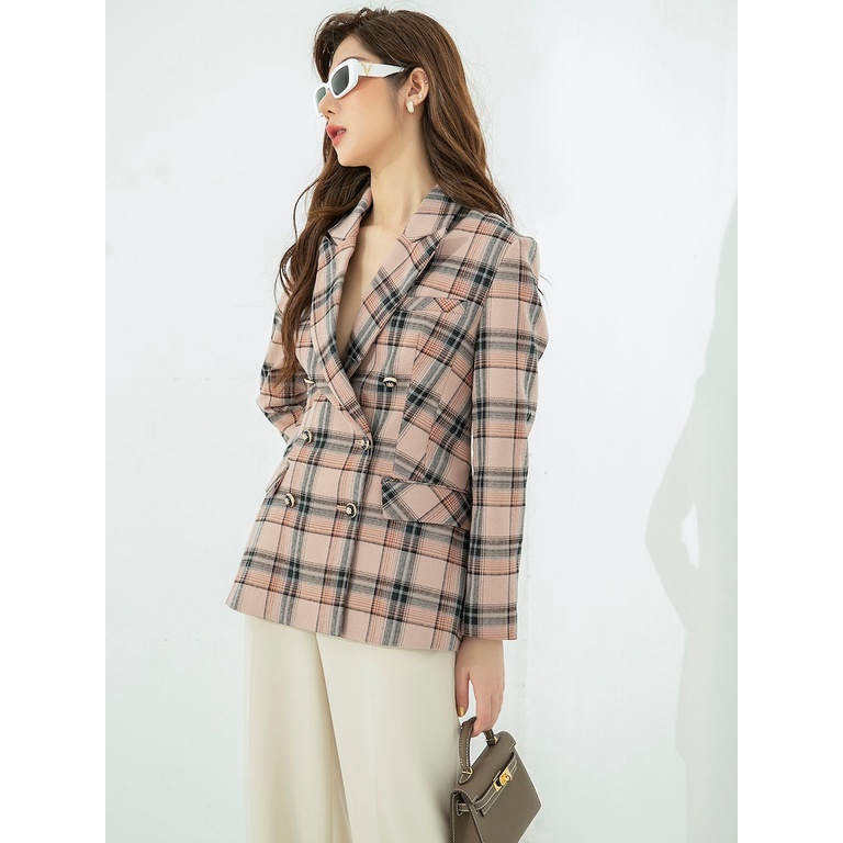 Áo vest dáng ôm cổ 2 ve 6 cúc D.CHIC MS: 160353