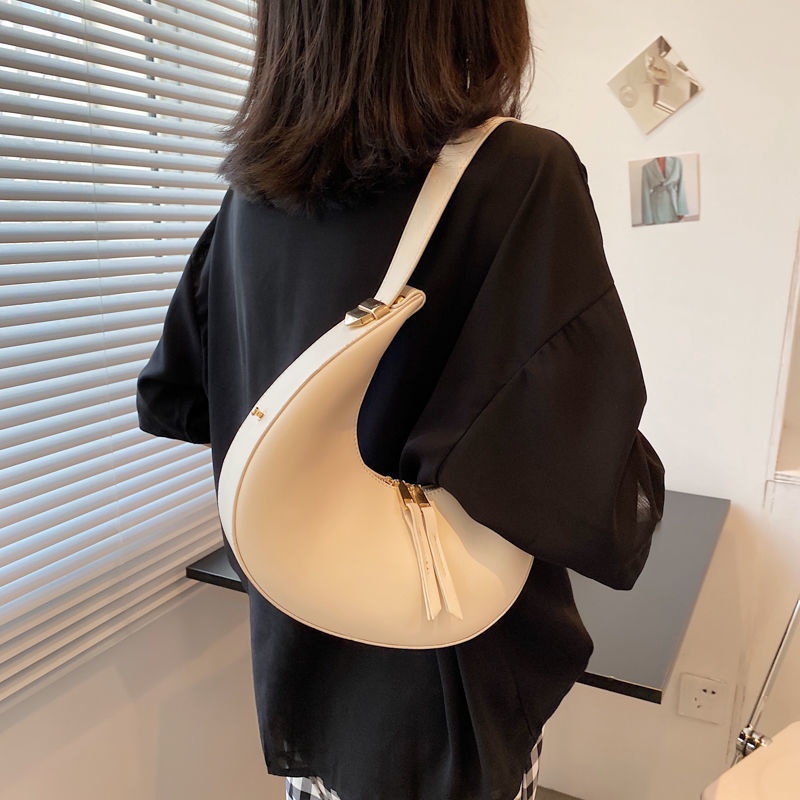 ◎Túi Xách Đeo Vai Hình Bán Nguyệt Phong Cách Thời Trang Năm Mới Dành Cho Nữ