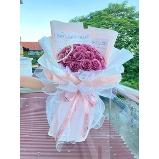 Bó hoa nhũ 23 bông kèm vương miệng