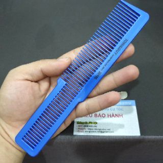 Lược cắt tóc nam barber xanh. lược cắt tóc chuyên đi khung cho thợ.