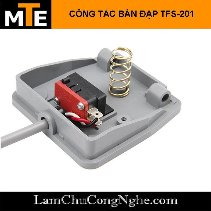 Công Tắc Bàn Đạp Chân 250VAC-10A