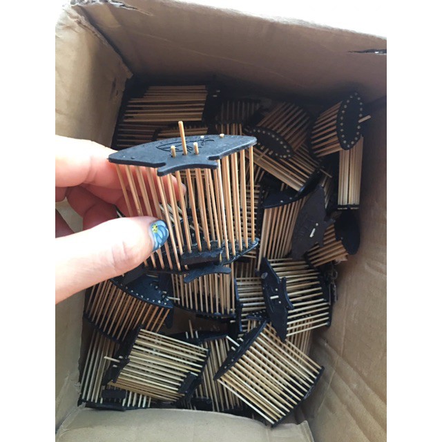 Rọ dế chim chào mào,rõ dế cho chim khuyên phụ kiện lồng chim Halosung PK106