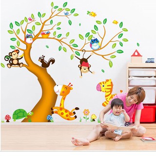 Decal Dán Tường Cây Những Con Thú