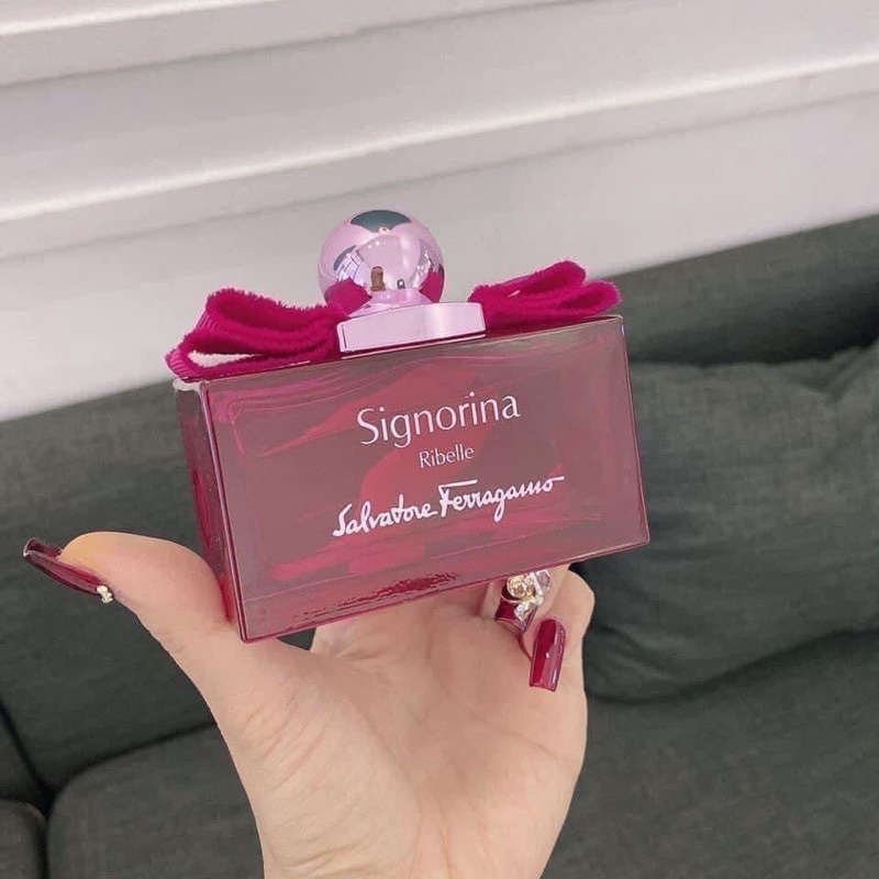 chiết 10ml nước hoa Signorina Ribella.