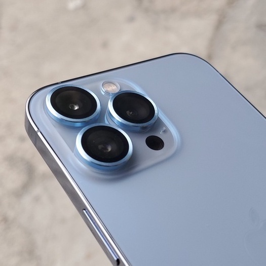 Bộ 3 dán mắt camera Kuzoom cho iPhone 13 Mini, 13, 13 Pro, 13 Pro max bảo vệ từng mắt camera chính hãng