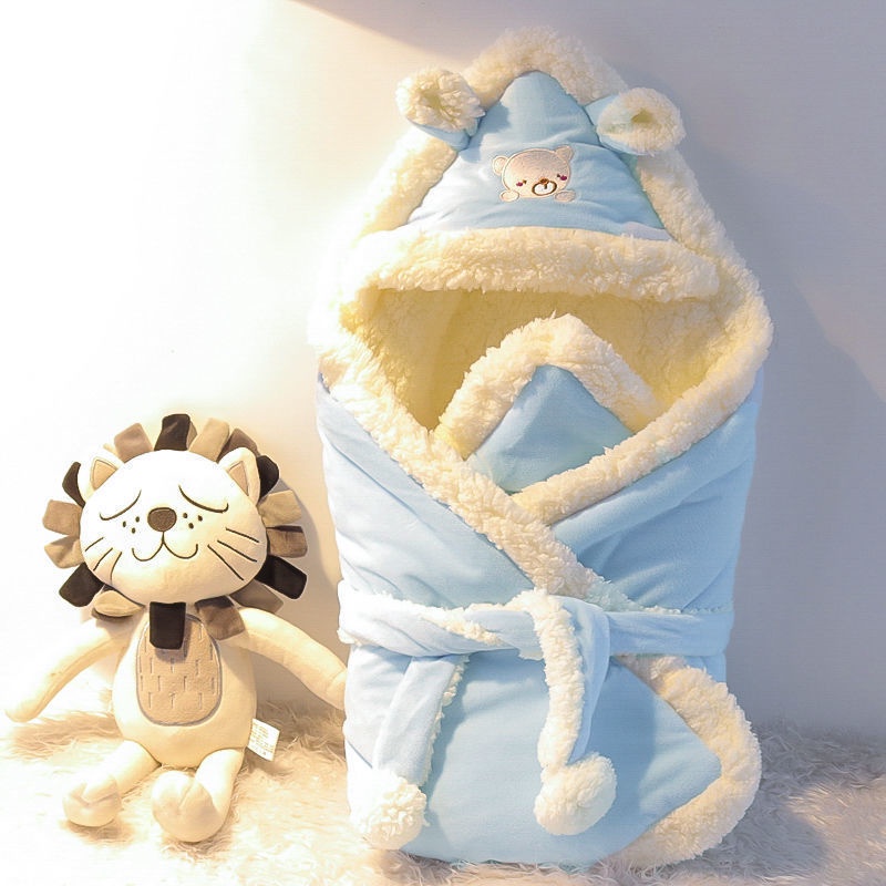 Chăn Giữ Ấm Thời Trang Thu Đông Cho Bé