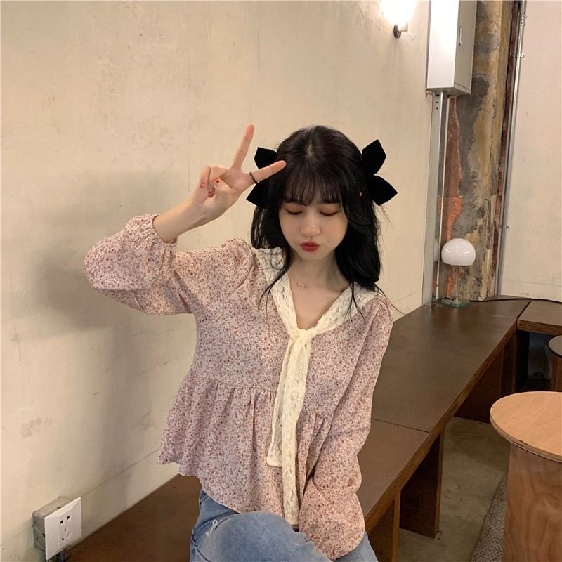 Áo Sơ Mi Hoa Cổ V Dáng Rộng Phối Ren Thời Trang Mùa Hè 2022 Dành Cho Nữ