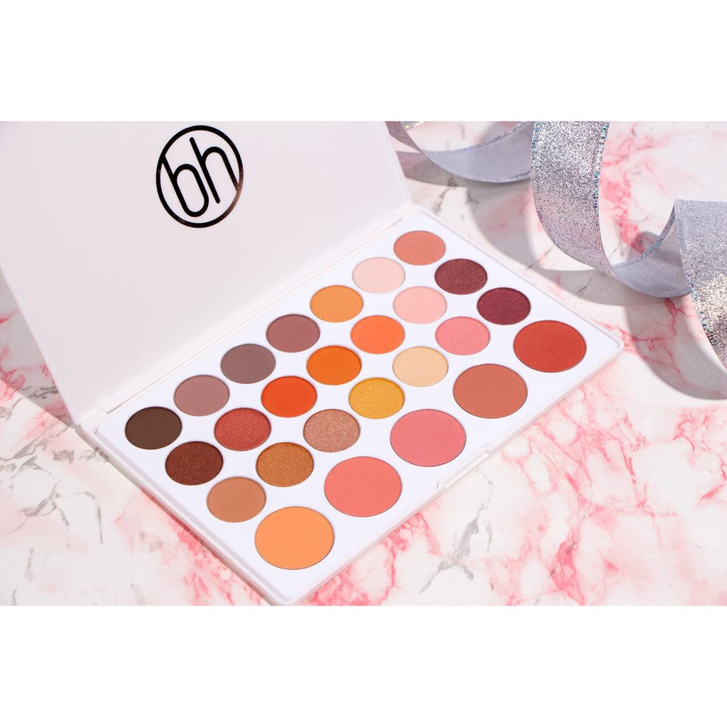 Bảng Phấn Mắt_Má Hồng 26 Ô- Bh Cosmetice Nouveau Neutrals Shadow & Blush Palette