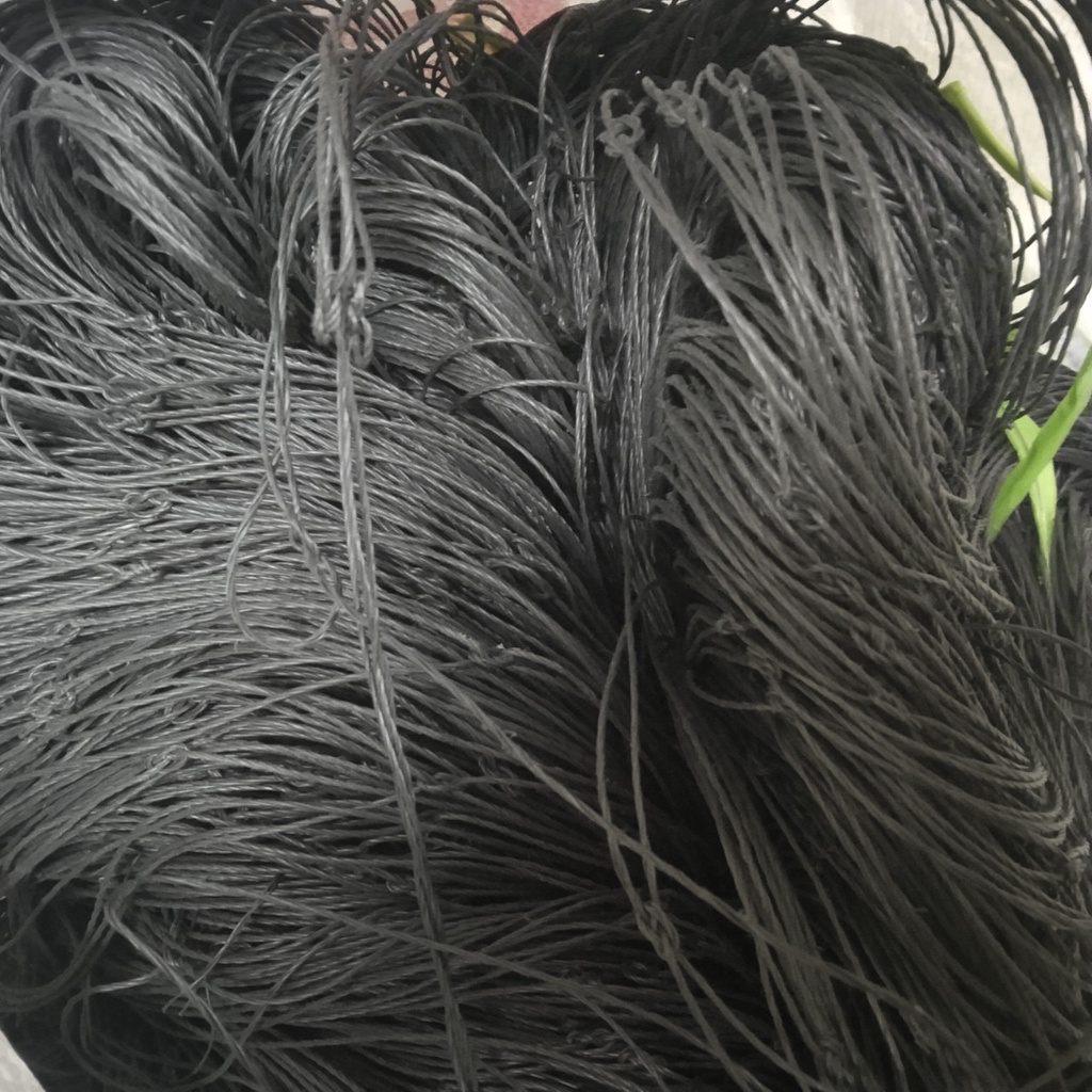 Lưới mắt cáo dùng làm giàn cây leo, màu đen, khổ ngang rộng 2 mét