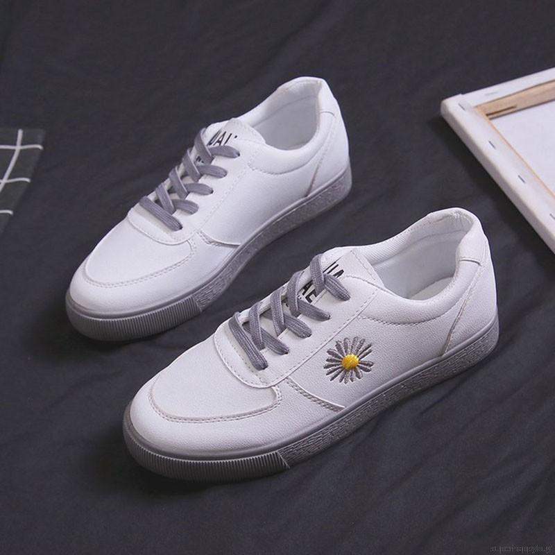 Giày Thể Thao Nữ Đế Mềm In Hình Hoạt Hình Thời Trang | BigBuy360 - bigbuy360.vn