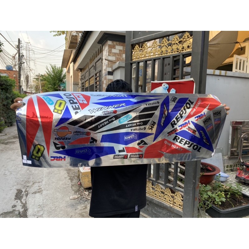 ( Quí khách vui lòng mang ra tiệm cho thợ dán ) Tem Winner v1 repsol trắng chất liệu Crom