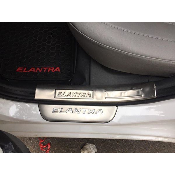 🔥 Freeship 🔥Bộ Ốp bậc cửa inox xe Elantra cao cấp/ Phụ kiện làm đẹp, đồ chơi xe elantra