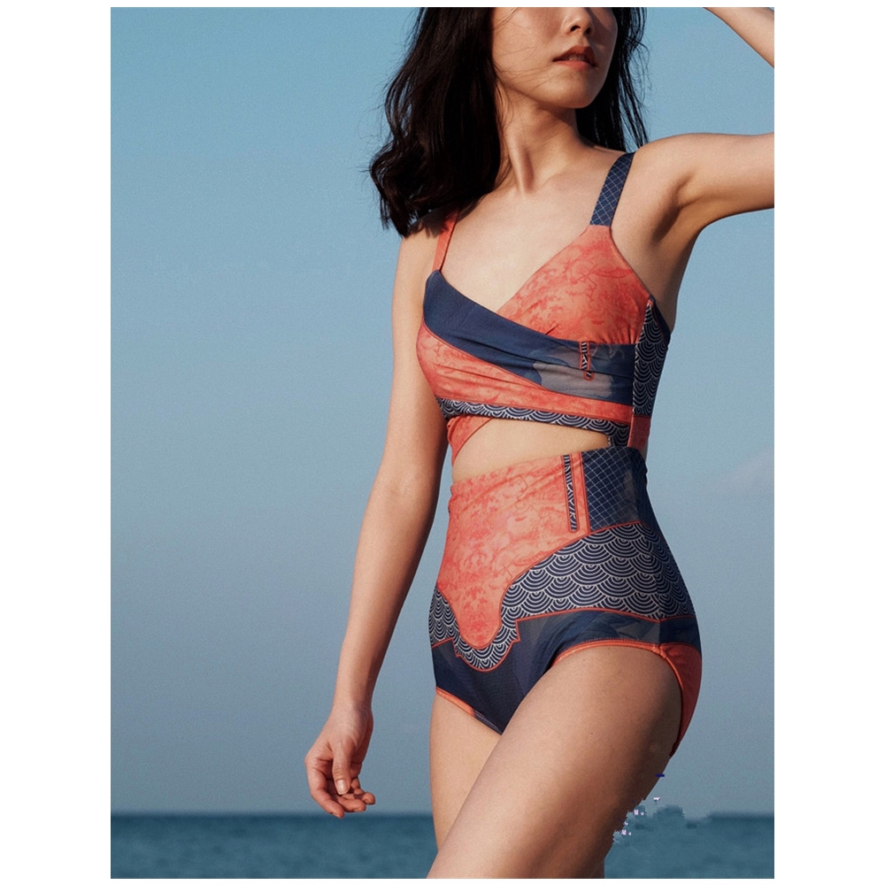 One-piece bikini with Thai vintage motifs printed | BigBuy360 - bigbuy360.vn