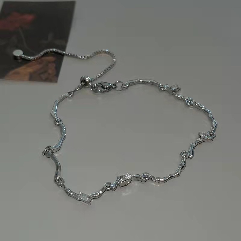 Vòng Cổ Thiết Kế Gợn Sóng Độc Đáo Thời Trang Mới Cho Nữ