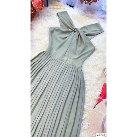 V2738 váy xếp ly màu xanh