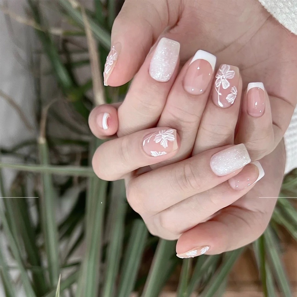 Miếng Dán Nổi Trang Trí Móng Tay Hình Hoa Anh Đào 5D Bằng Acrylic Màu Trắng Phong Cách Nhật Bản