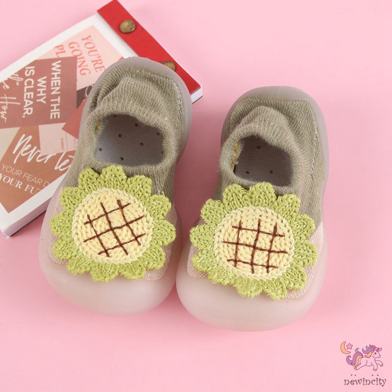 Giày Đính Bông Hoa Hướng Dương Đế Mềm Chống Trượt Cho Bé Gái