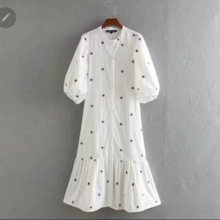 Oder- váy  hoa cúc xuất- hàng thêu ko phải in.