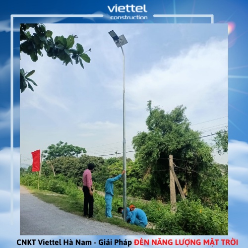 Đèn Đường Năng Lượng Mặt Trời SUNTEK LED Solar Street Light S100 100W - Hàng Chính Hãng - Bảo hành 2 năm 1 đổi 1