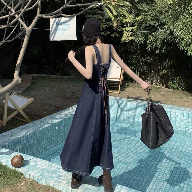 Váy hai dây denim dáng dài phong cách cổ điển có dây đan lưng