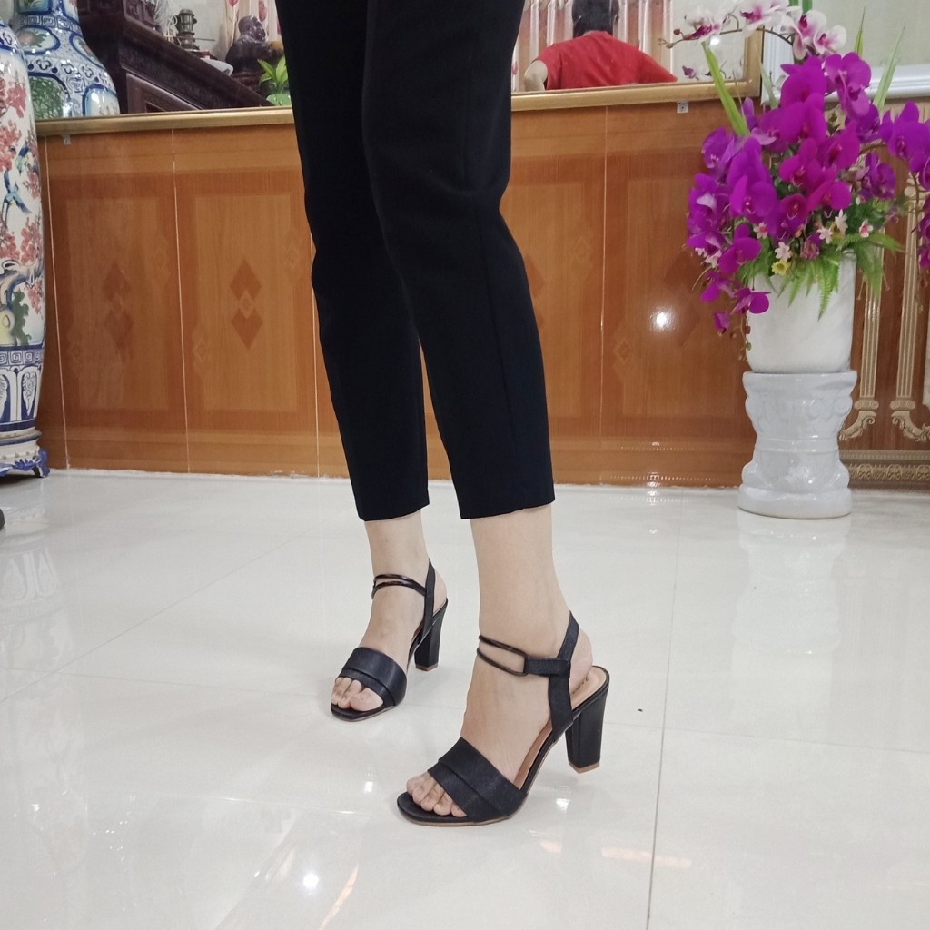 Giày sandal nữ đế cao 7p, sandal cao gót quai ngang bản to chất liệu da sần cao cấp