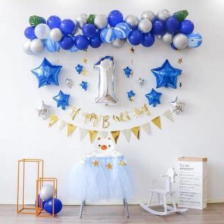 Set trang trí sinh nhật mẫu đơn giản