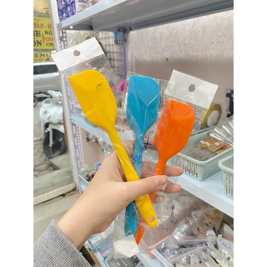 TRỘN BỘT SPATULA SILICON 21CM (size nhỏ)