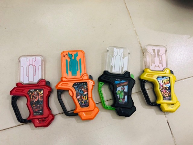 Đồ chơi Gashat Candy / Gsp của siêu nhân Gamer ( lẻ 1 cây)