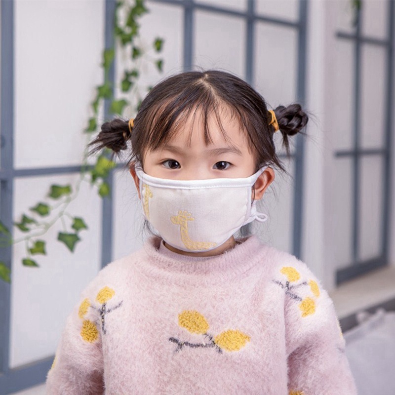 Khẩu trang vải than tre sơ sinh có dây điều chỉnh đủ size mặt cho bé tiện lợi không lo về kích cỡ