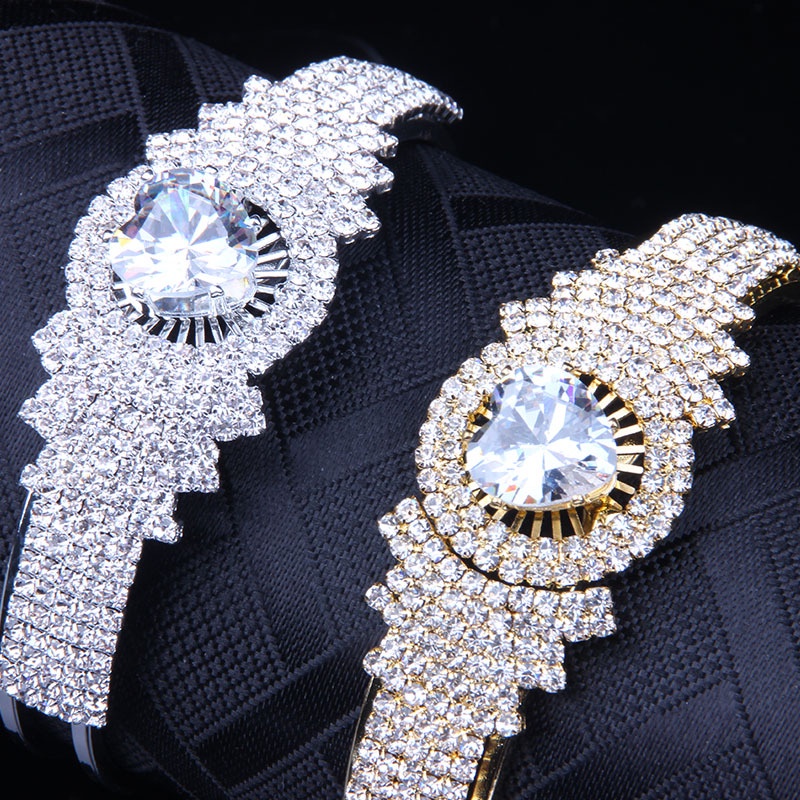 1 Vòng Tay Hở Đính Đá Zircon Toàn Bộ Bằng Thép Không Gỉ Màu Vàng / Bạc Thời Trang Hàn Quốc Cho Nữ