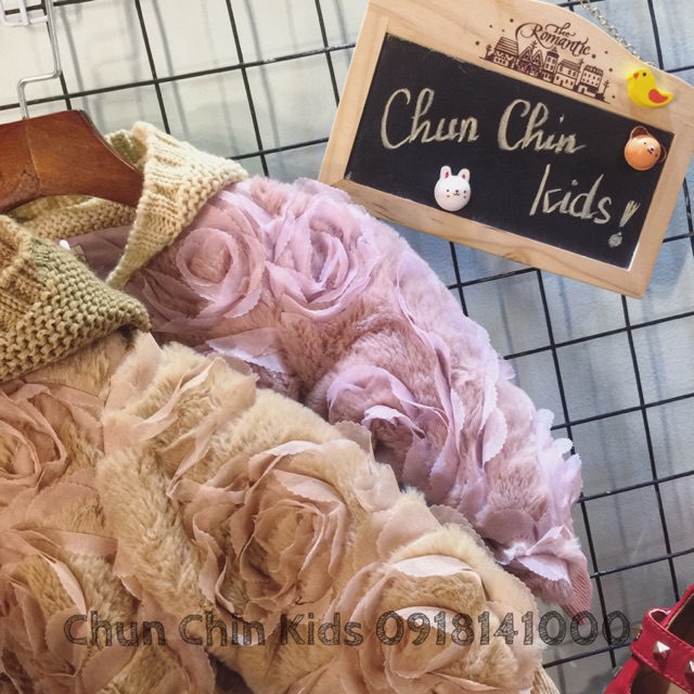 Áo khoác hoa hồng cho bé gái