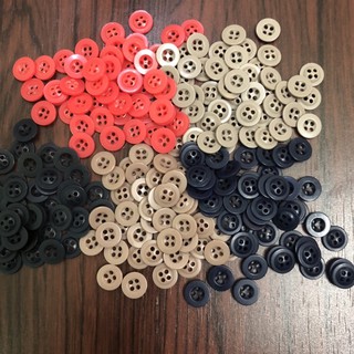 Túi 50 Nút Nhựa Bầu 4 Lỗ 1cm (1F - 10mm) 5 Màu Đỏ / Cafe Sữa Đậm / Cafe Sữa Nhạt / Xanh Navy Đậm / Xanh Navy Nhạt