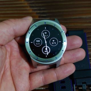 Đồng hồ thông minh smartwatch ZTE Quartz đã qua sử dụng màu bạc