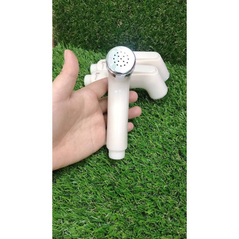Đầu xịt nhựa cao cấp tặng kèm roong