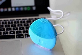 Máy rửa mặt Foreo thế hệ 2