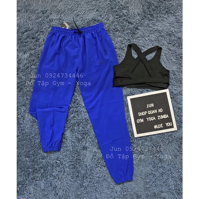 Quần jogger dù logo màu xanh coban tập gym zumba yoga