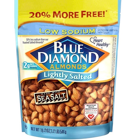 Hạnh Nhân ít muối Blue Diamond Almonds Lightly Salted 544g của Mỹ