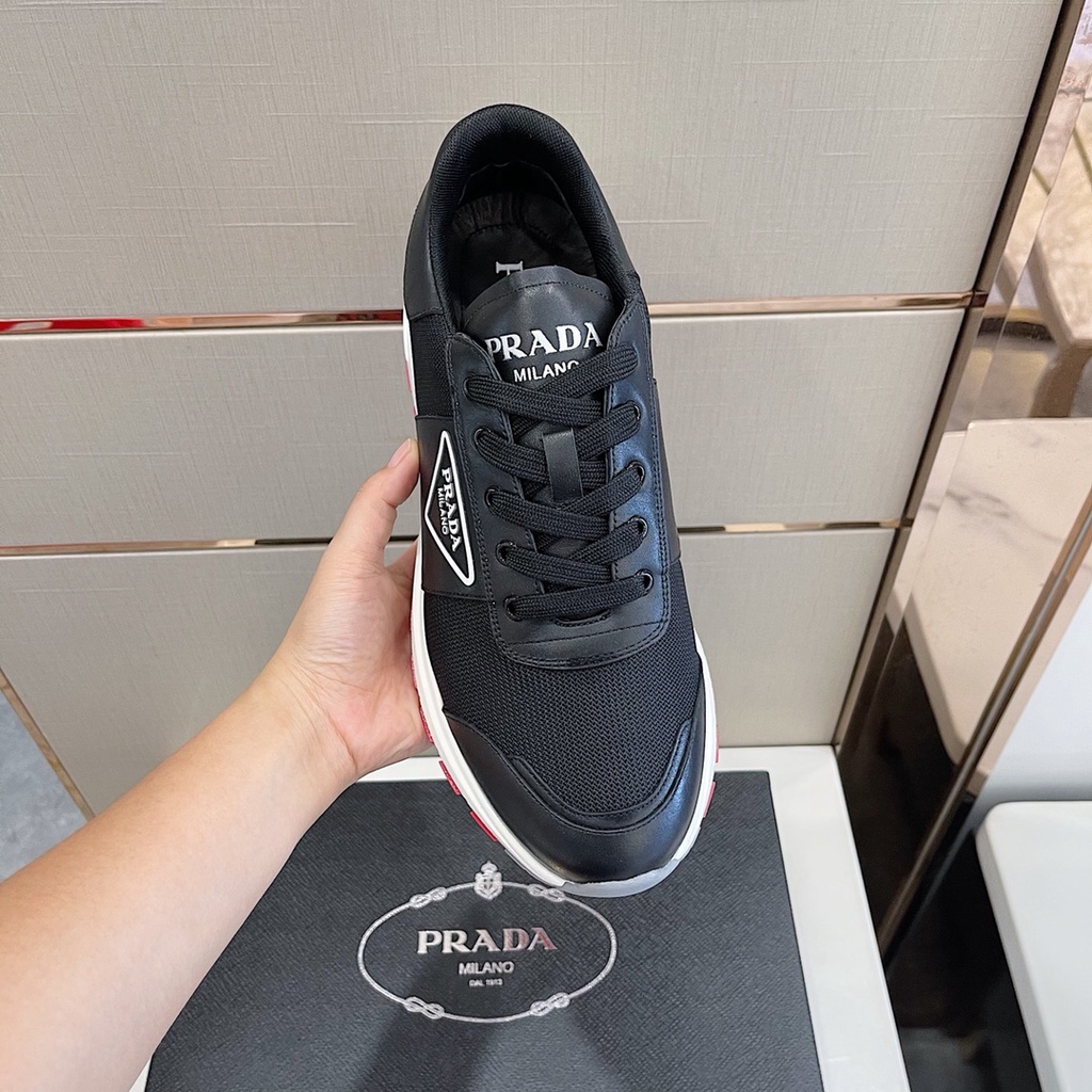 Giày thể thao nam cao cấp da thật PRADA thiết kế trẻ trung, hiện đại với lớp da mềm cực êm chân
