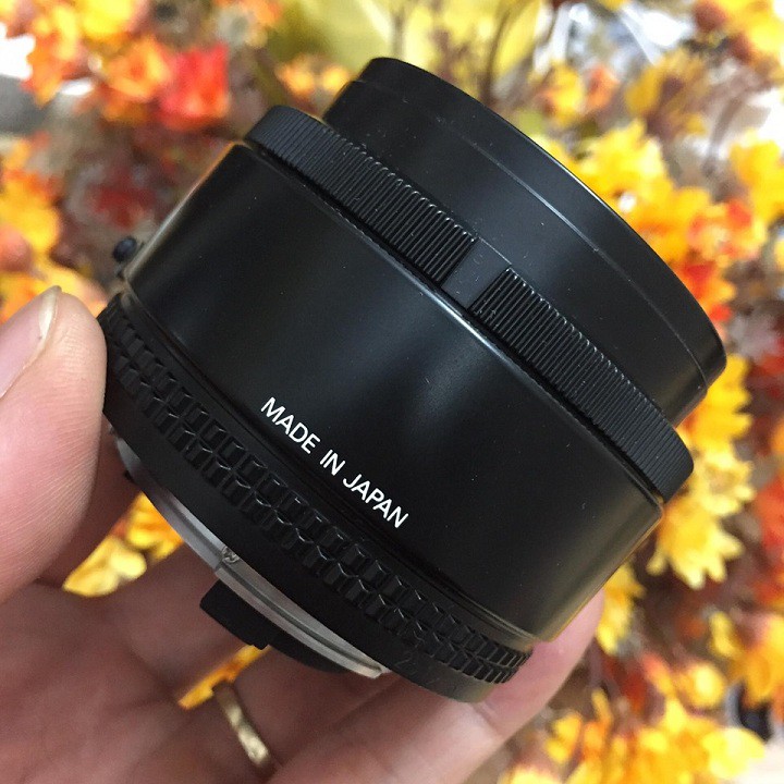 Ống kính Nikon AF 24f2.8 lấy nét tự động cho một số máy crop và FF Nikon