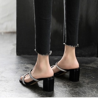 Guốc nữ 7 phân đế vuông đính ngọc tiểu thư Thiên Hương Giày VNXK BP45L152 Dép cao gót Sandal 7p cm 3 màu trắng đen bạc