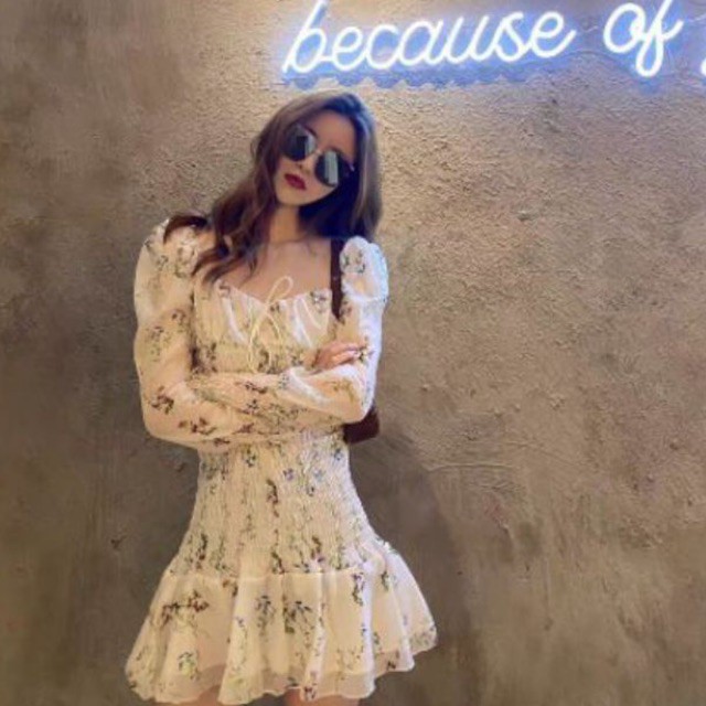 Đầm nhúng body hoạ tiết hoa nhí