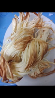Phomai dây hun khói Nga