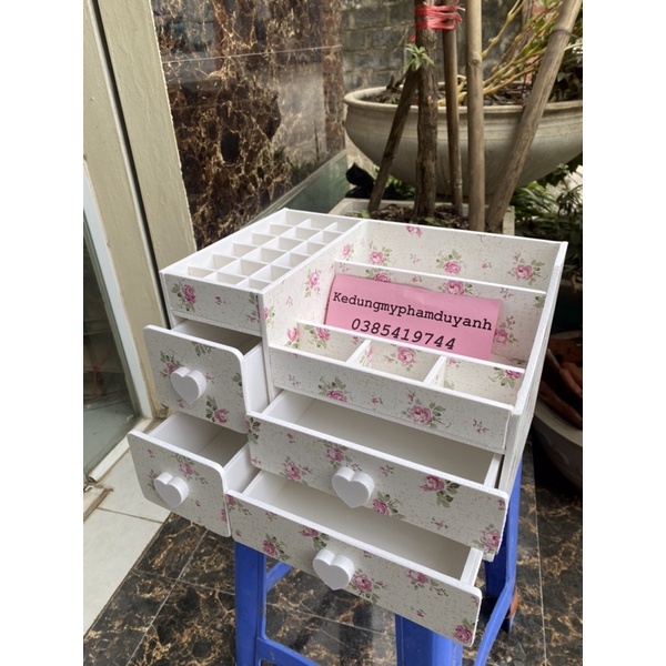 Kệ đựng mỹ phẩm 4 hộc màu hoa nhí tiện dụng