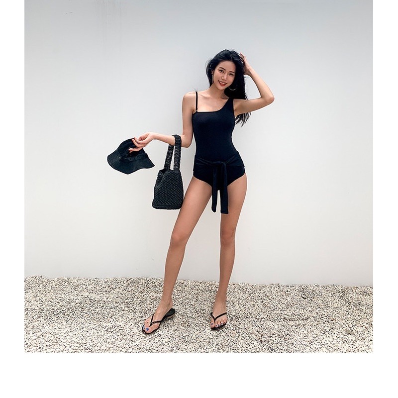 [BKN951] <HÀN> BODYSUIT LỆCH VAI ĐEN KÈM ÁO DÀI TAY CROPTOP | BigBuy360 - bigbuy360.vn